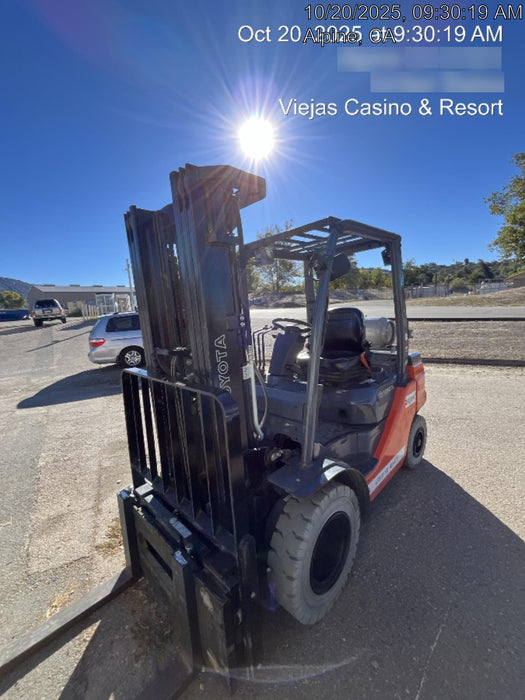 2022 TOYOTA 8FGU25 LP w/ Scale