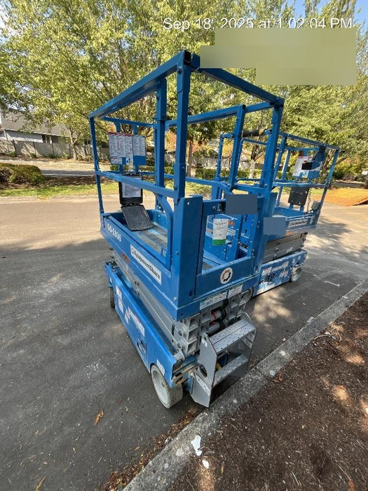 2020 Genie GS-1930 Solid Non Marking Tires, Beacon, Folding rails with half height swing gate, 800W Inverter