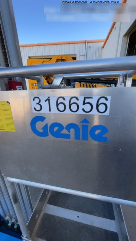 2023 GENIE AWP-30S DC