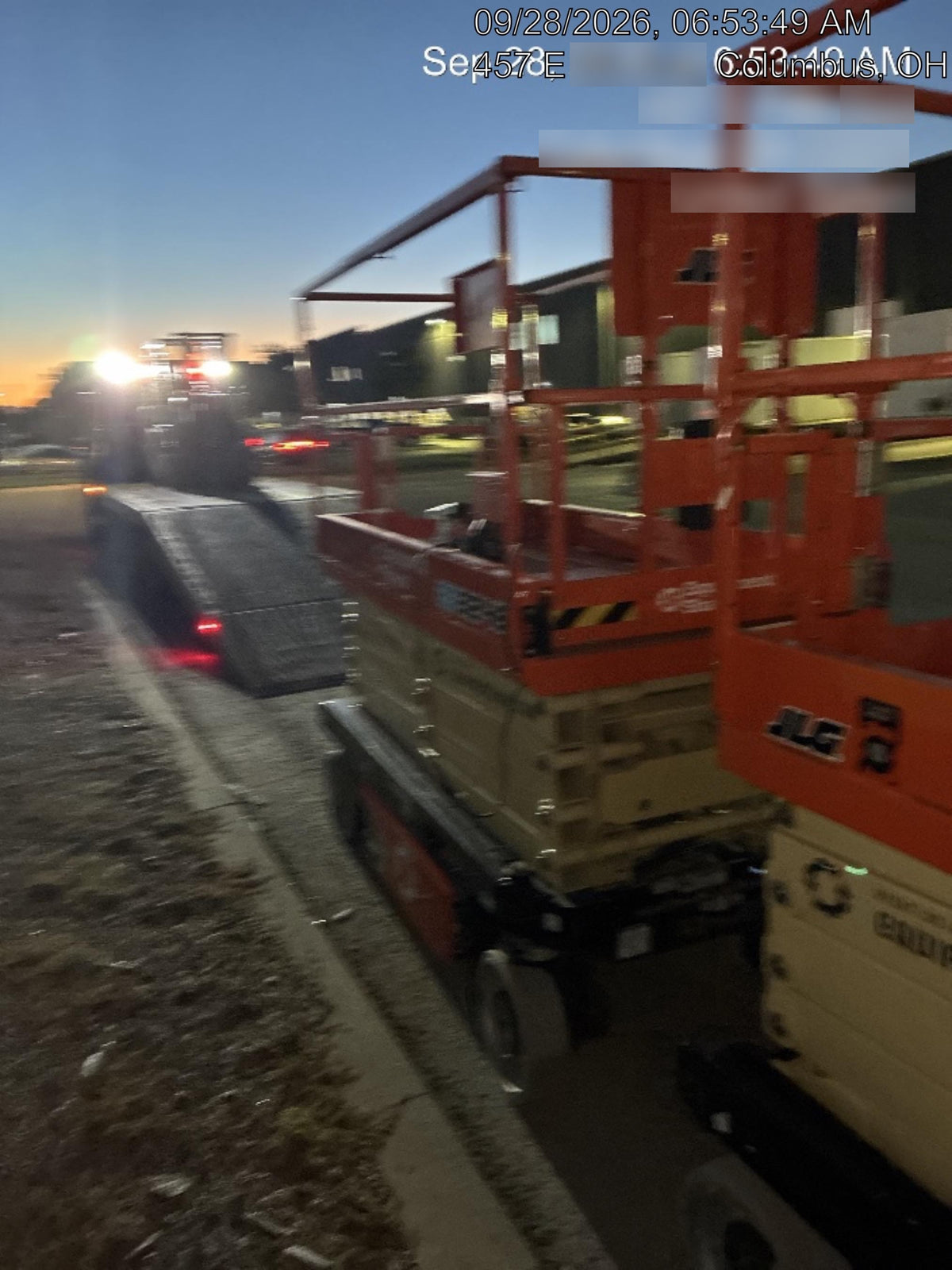 2022 JLG ES3246
