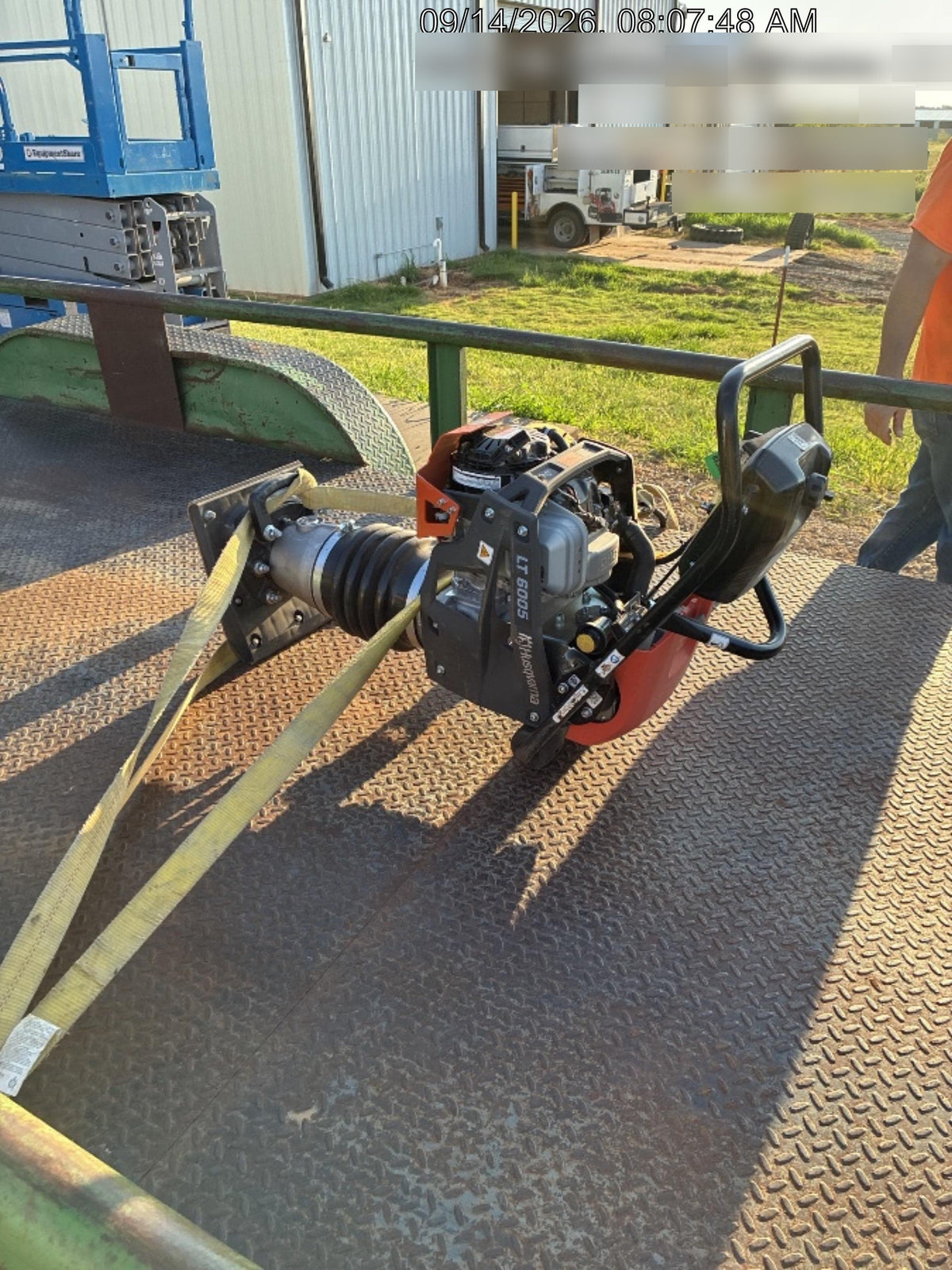 2026 HUSQVARNA LT6005