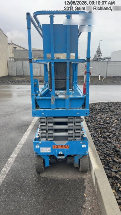 2020 Genie GS-1930 Solid Non Marking Tires, Beacon, Folding rails with half height swing gate, 800W Inverter