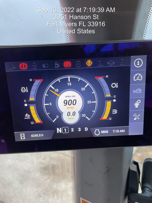 2018 Case 621G CLOSED CAB, 1 FUNCTION, JRB 416 STYLE HYD COUPLER