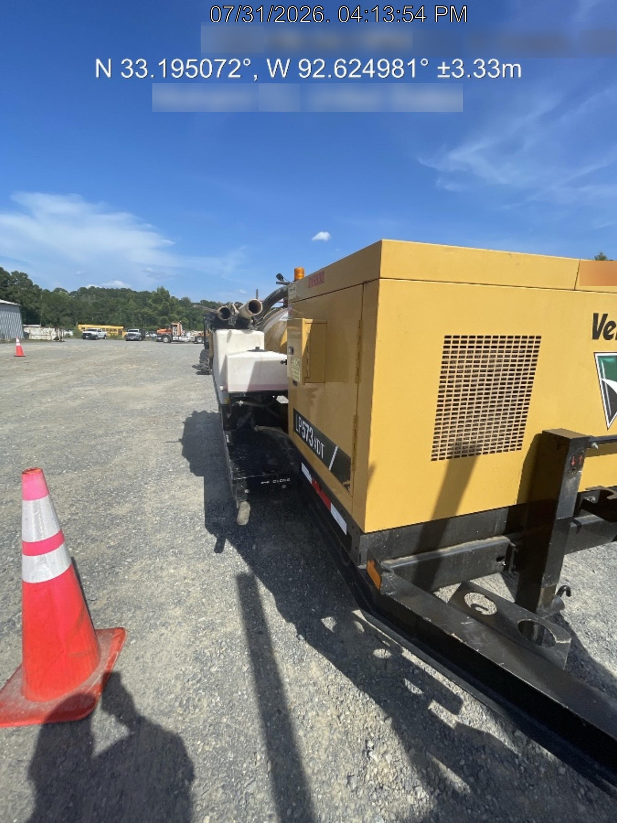 2022 Vac-Tron LP573XDT T4 Koehler Diesel Engine, 500 Gallon Debris Tank, x2 100 Gallon Water Tanks