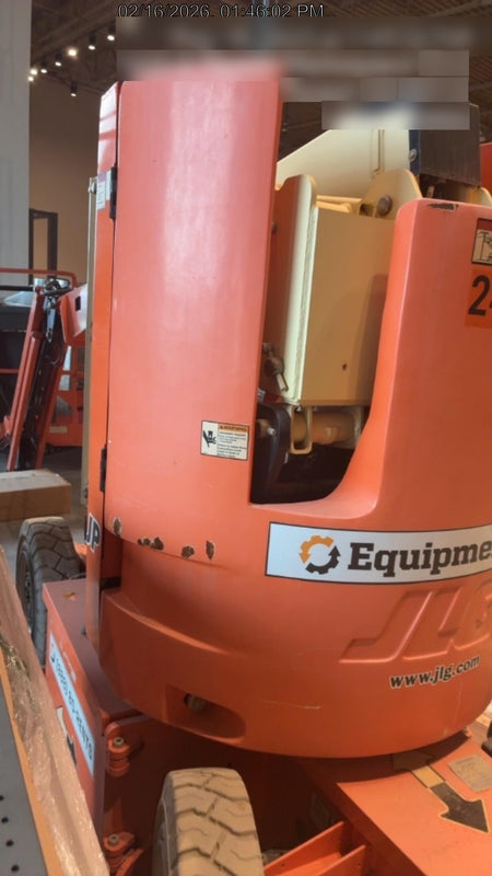 2019 JLG E300AJP