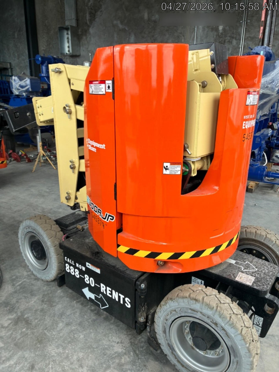 2025 JLG E300AJP
