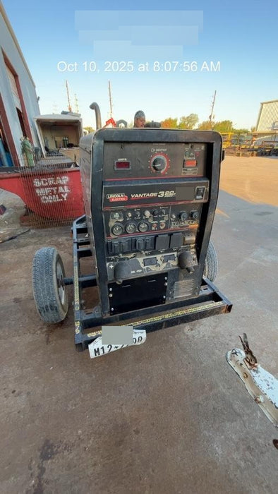 2019 Lincoln Electric Vantage 322 Welder Ready-Pak 3, Two wheel trailer, Fender and Light kit, Cable Rack