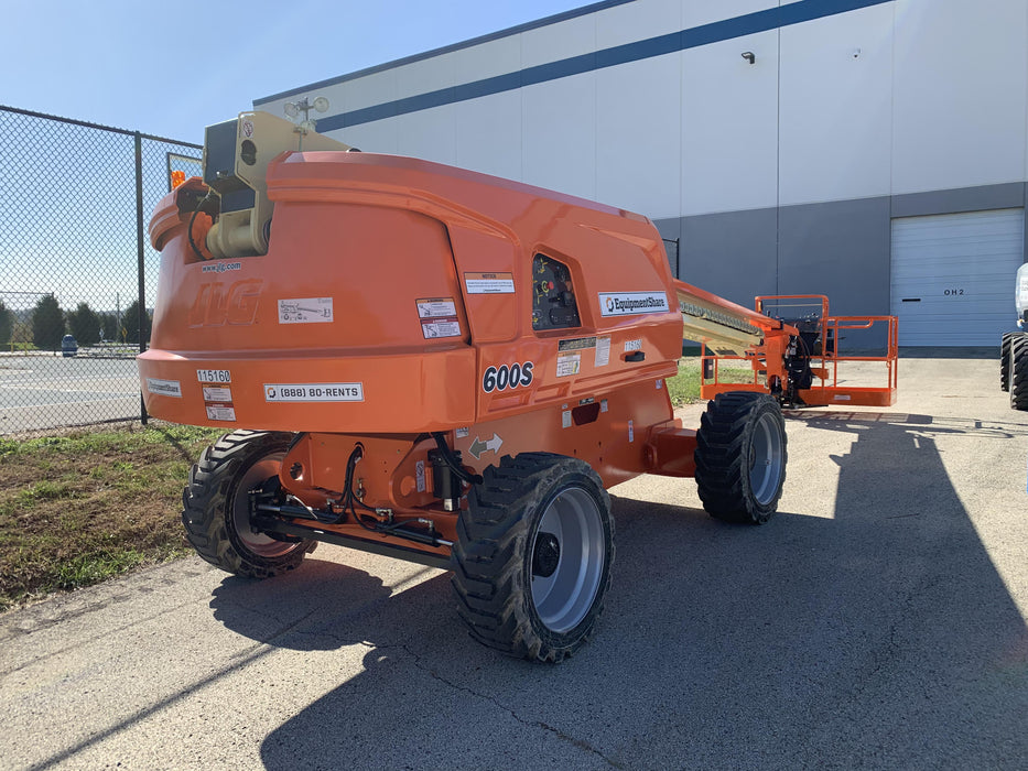 2021 JLG 600S