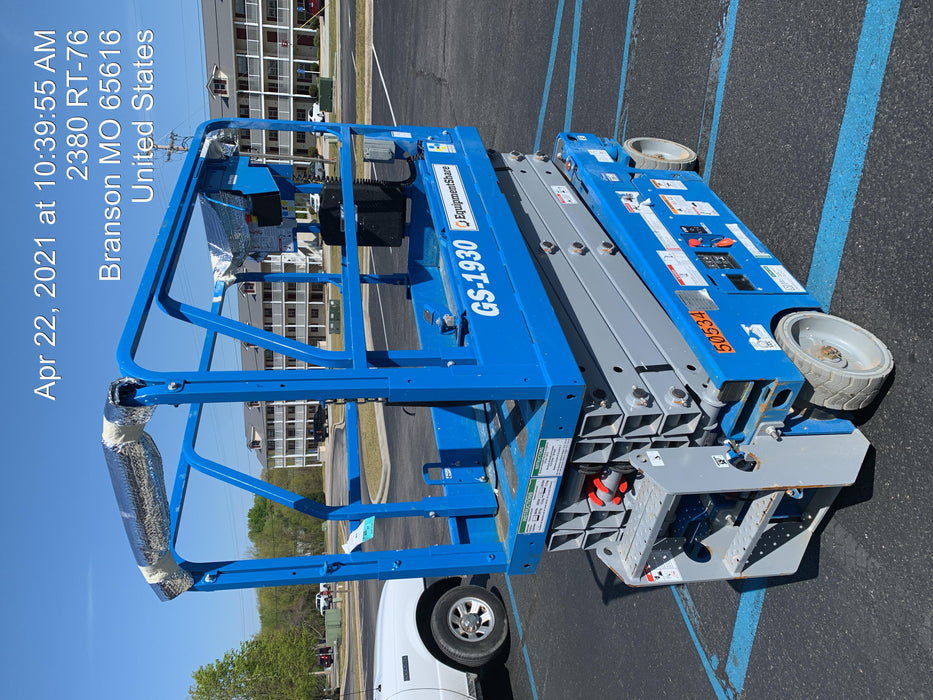 2019 Genie GS-1930 Fixed Rails with Chain Entry