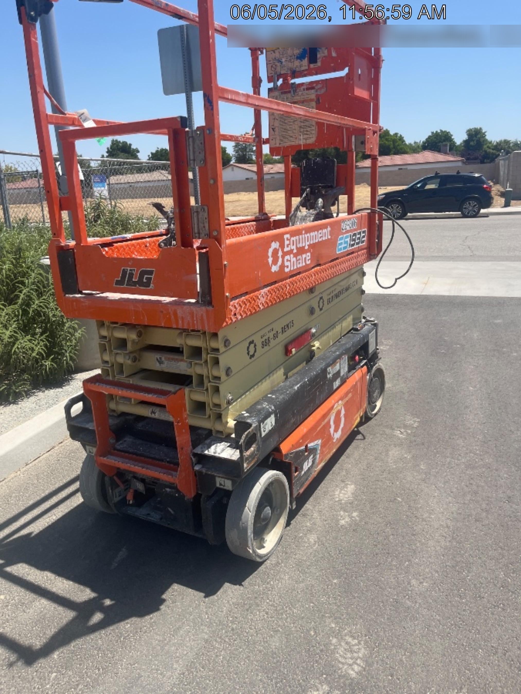 2022 JLG ES1932