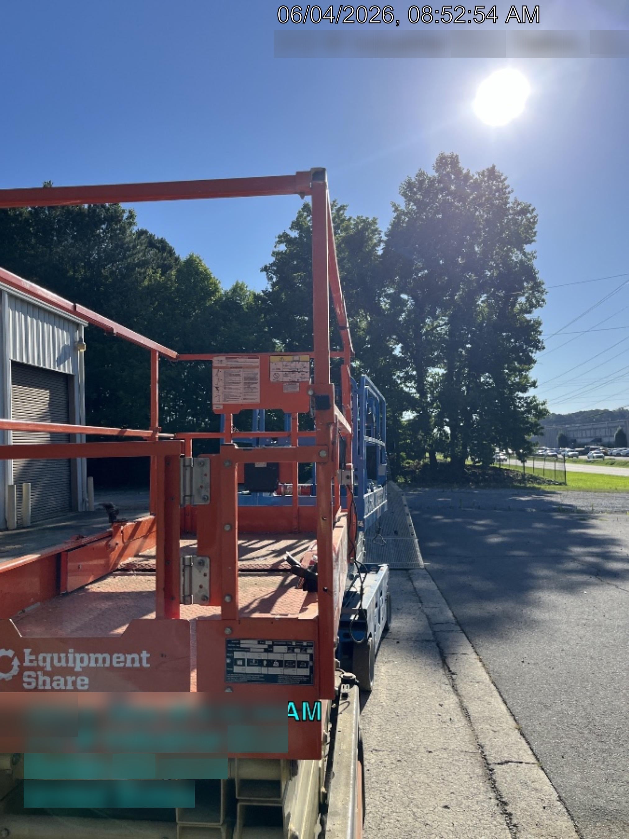 2022 JLG ES3246
