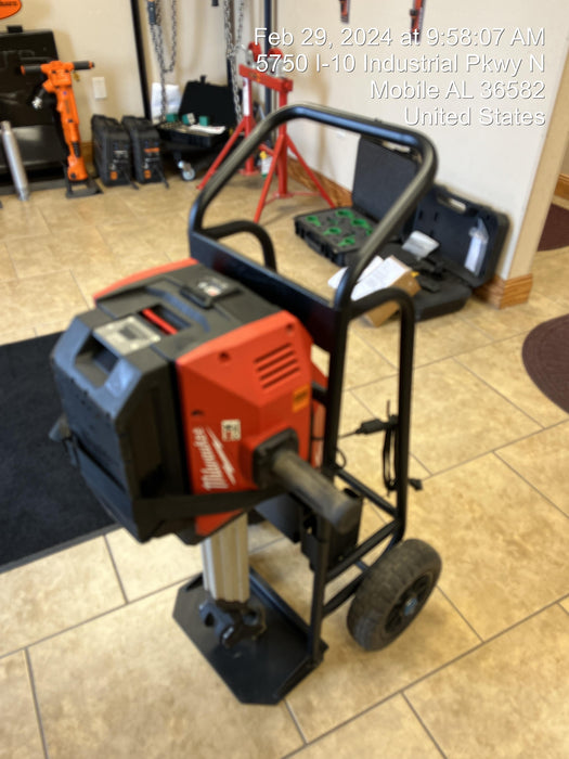 2022 MILWAUKEE MXF368-1XC