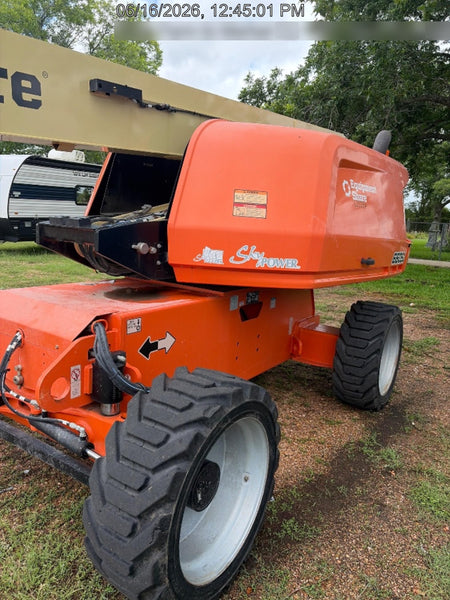 2022 JLG 660SJ