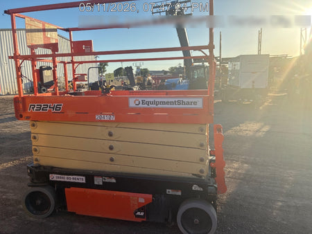 2022 JLG R3246