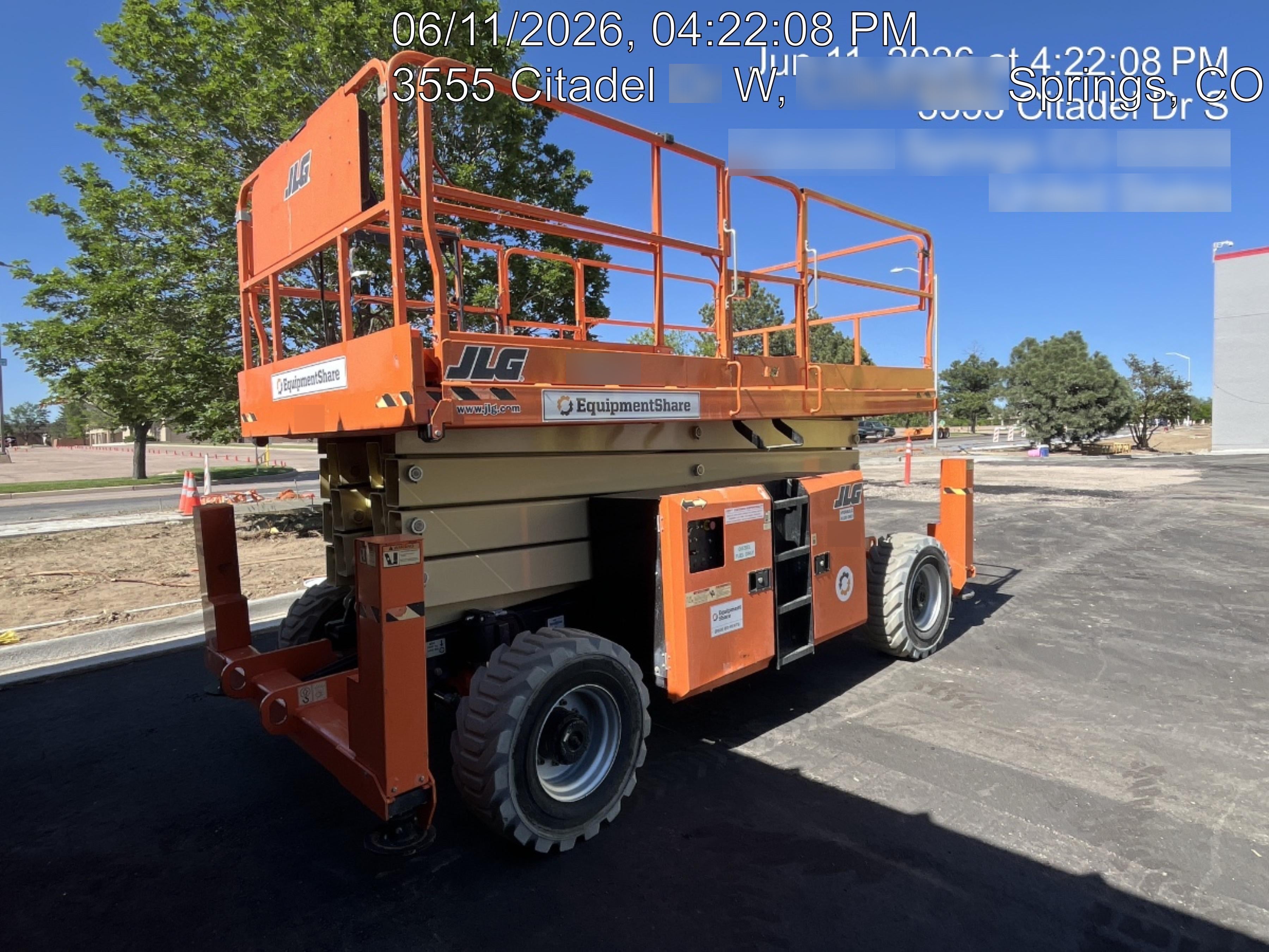 2020 JLG 430LRT