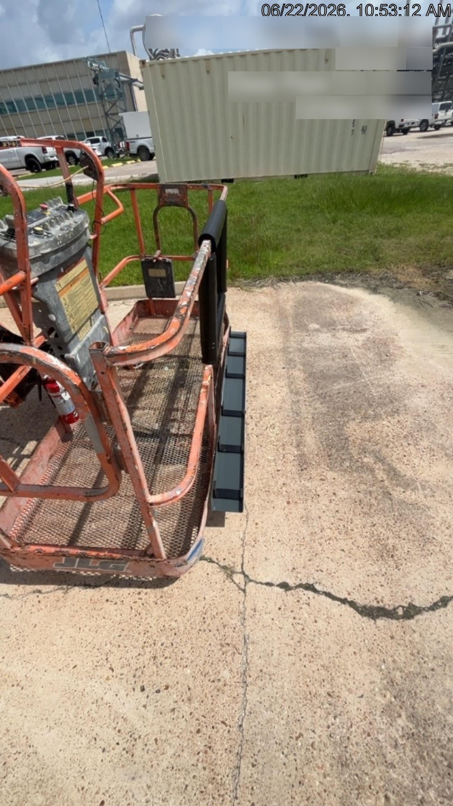 2020 JLG 800AJ