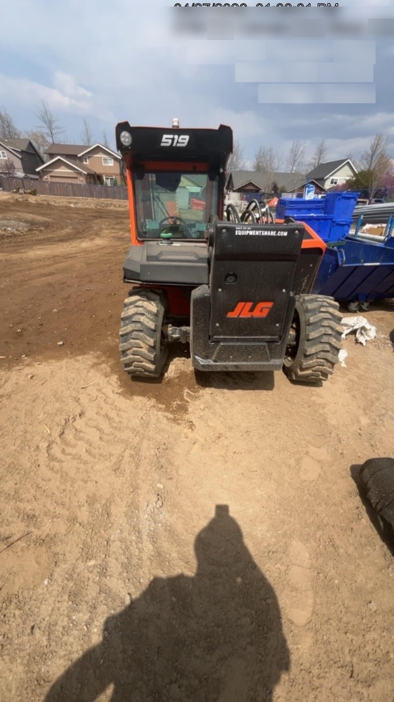 2025 JLG 519