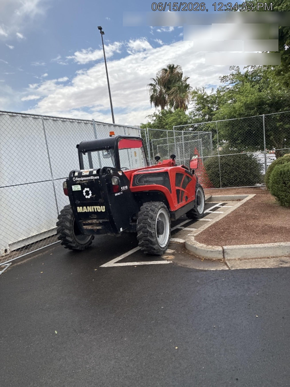 2022 MANITOU MTA5519