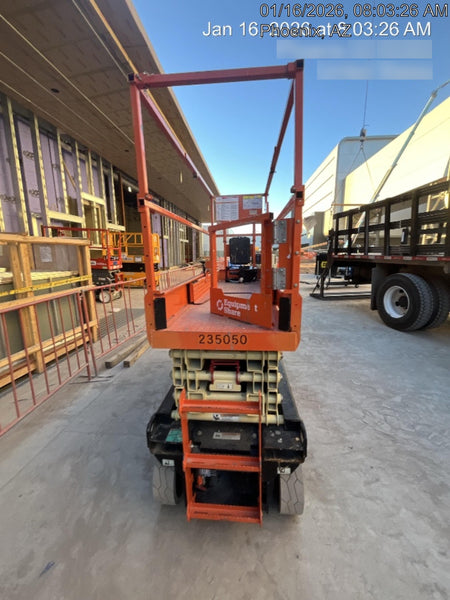 2022 JLG ES2632