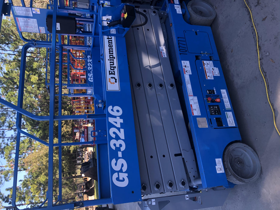 2020 Genie GS-3246 Standard, Folding full height swing gate