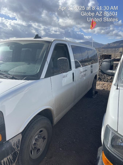 2025 CHEVROLET Express Van - Rental