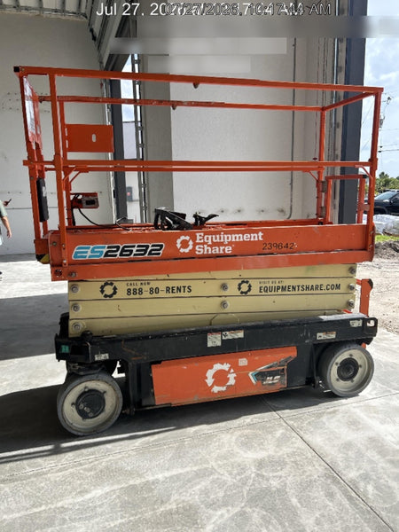 2022 JLG ES2632