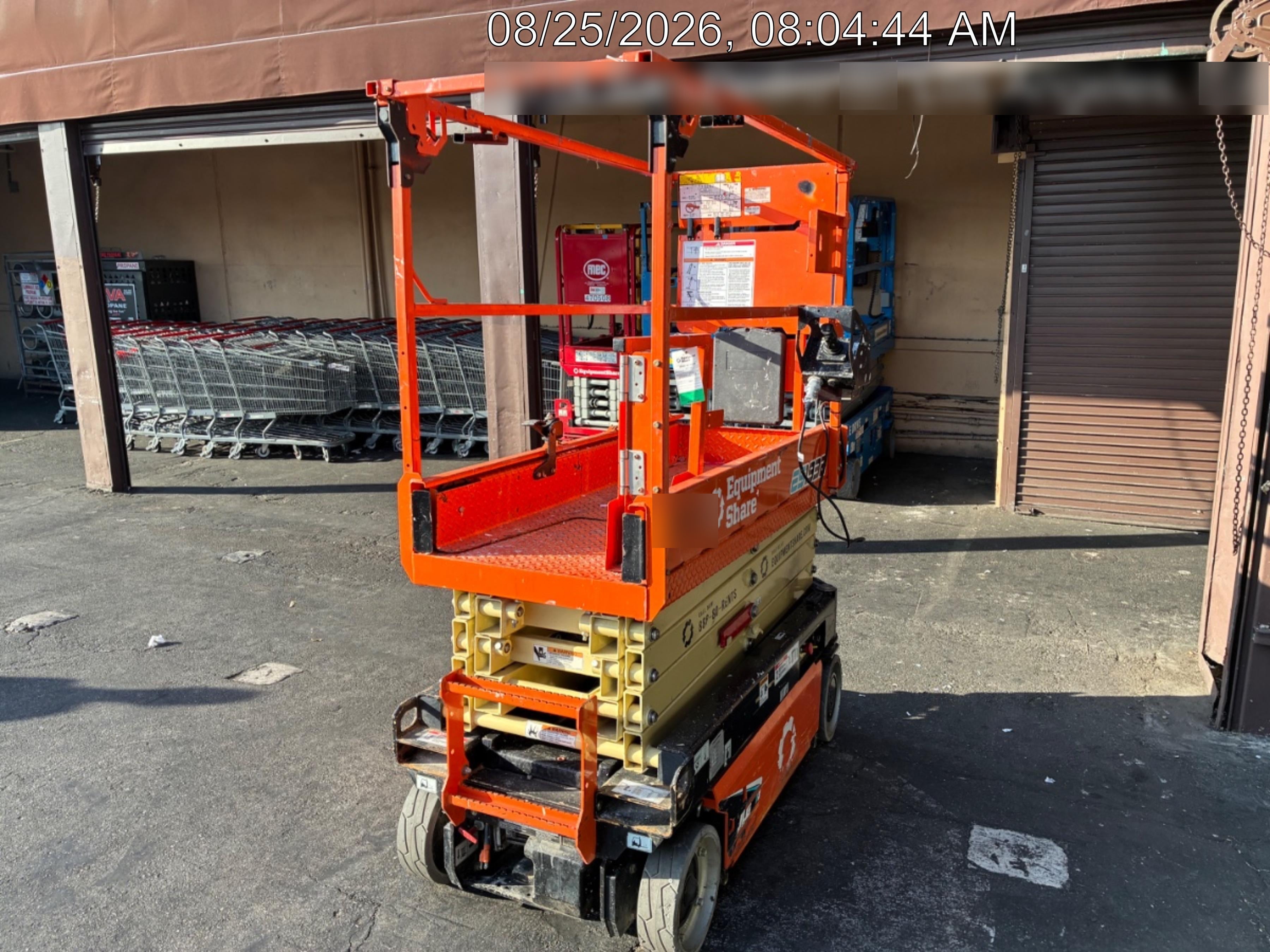 2023 JLG ES1932