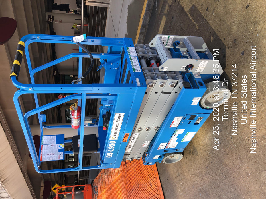 2019 Genie GS-1930 Fixed Rails with Chain Entry