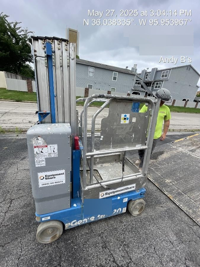 2019 GENIE GR-20