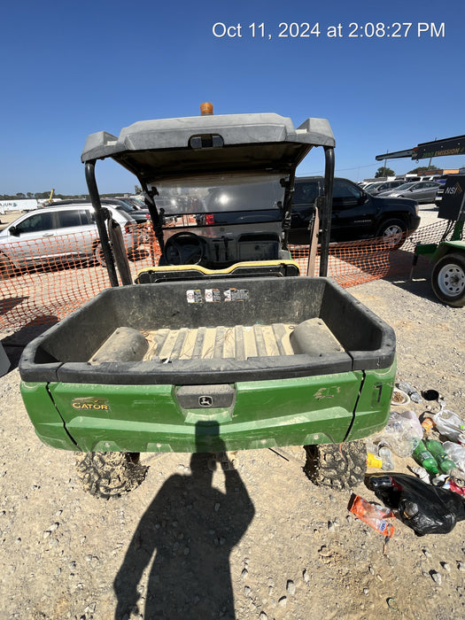 2020 John Deere 560E S2 2 - 3 Seat UTV, Gas, 4WD, Canopy, Rental Spec