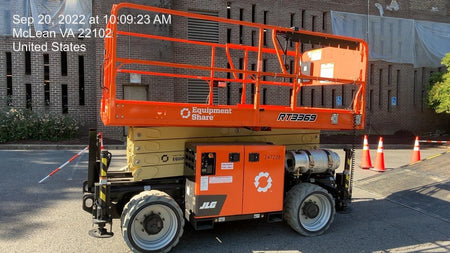 2022 JLG RT3369