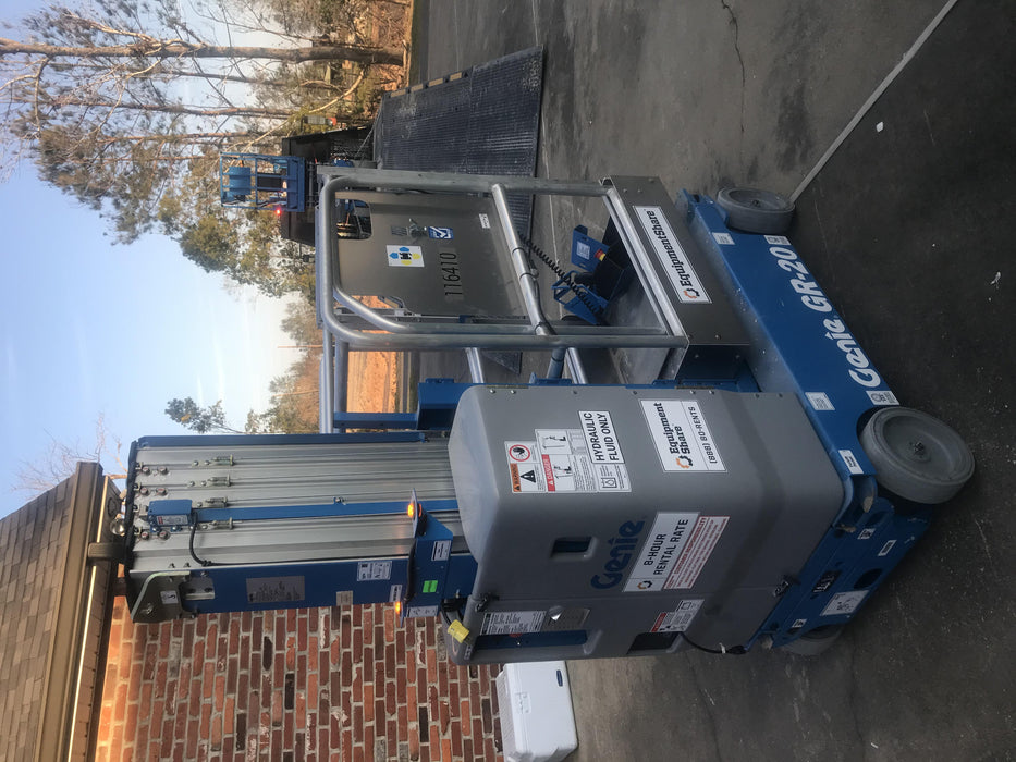 2020 GENIE GR-20