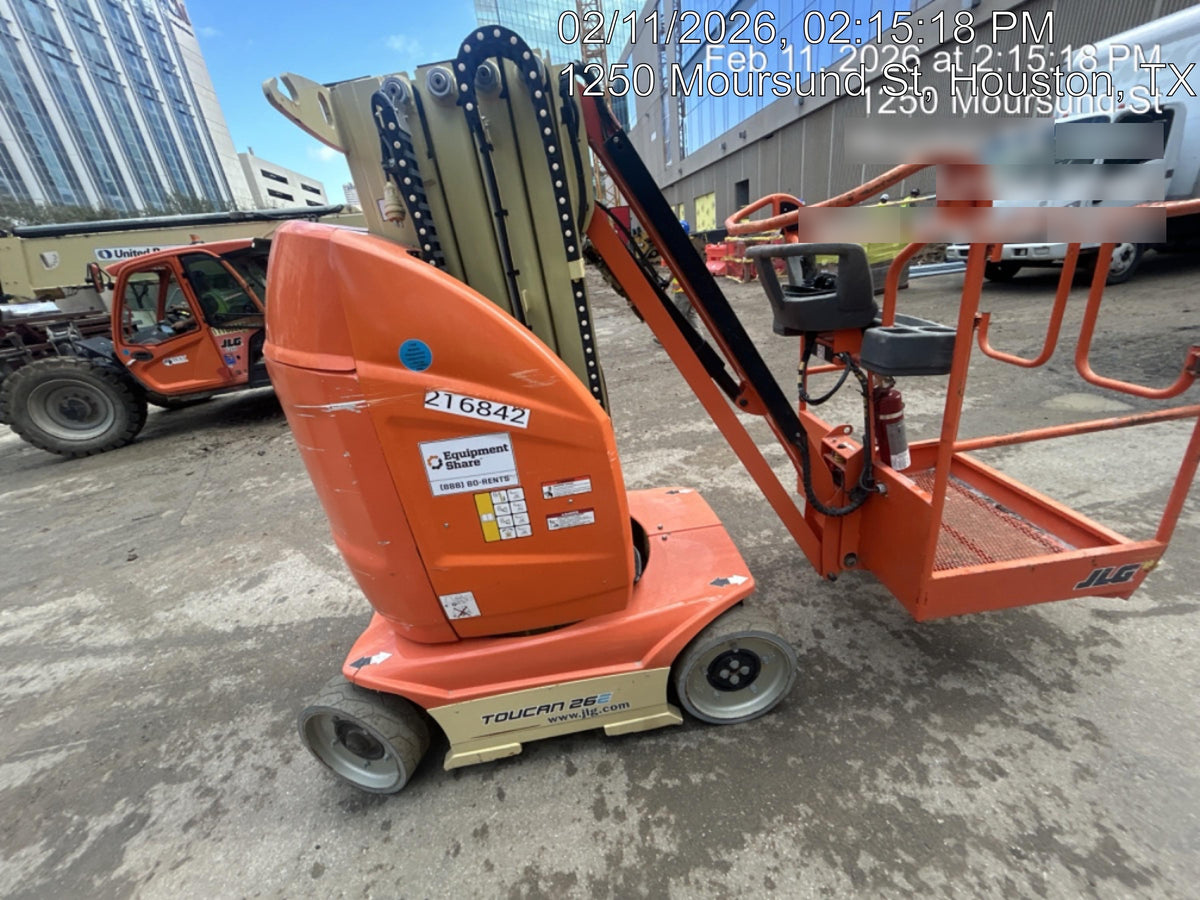 2022 JLG 26E