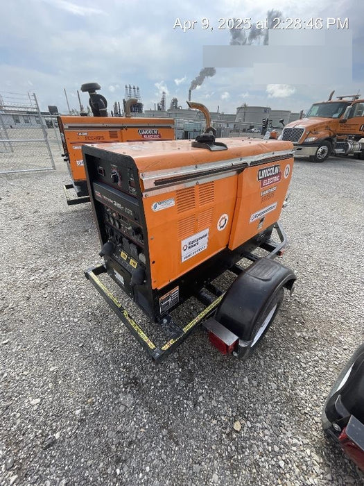 2021 Lincoln Electric Vantage 322 Vantage 322 Ready Pak 3 w/ Decals, ORANGE (includes trailer, cable rack, fender light kit) NO Telematics