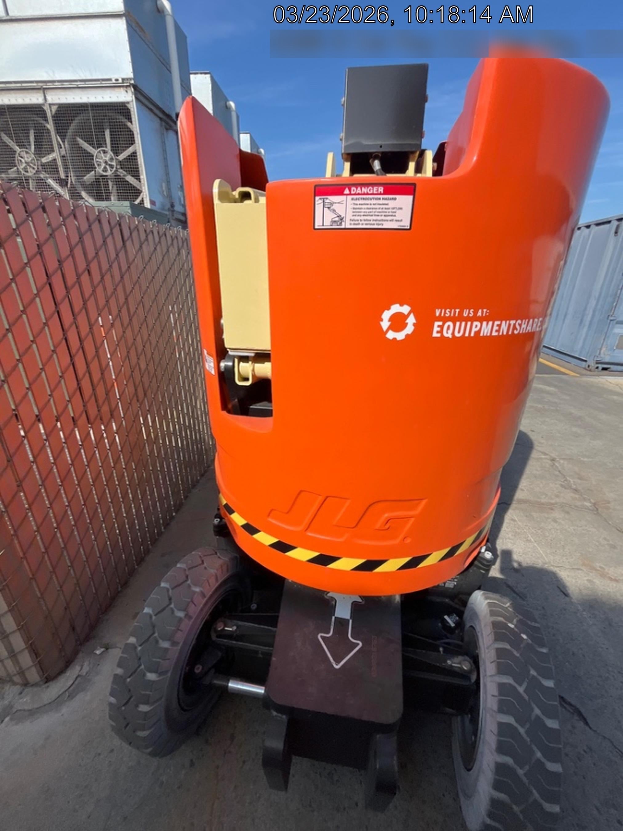 2024 JLG E300AJP