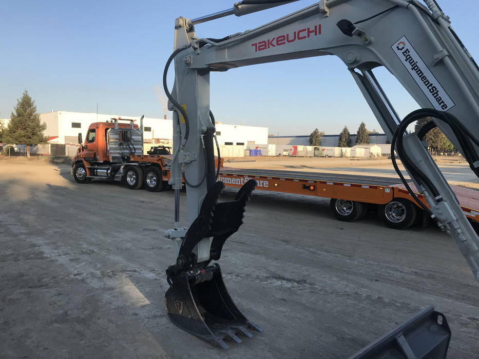 2020 TAKEUCHI TB250-2