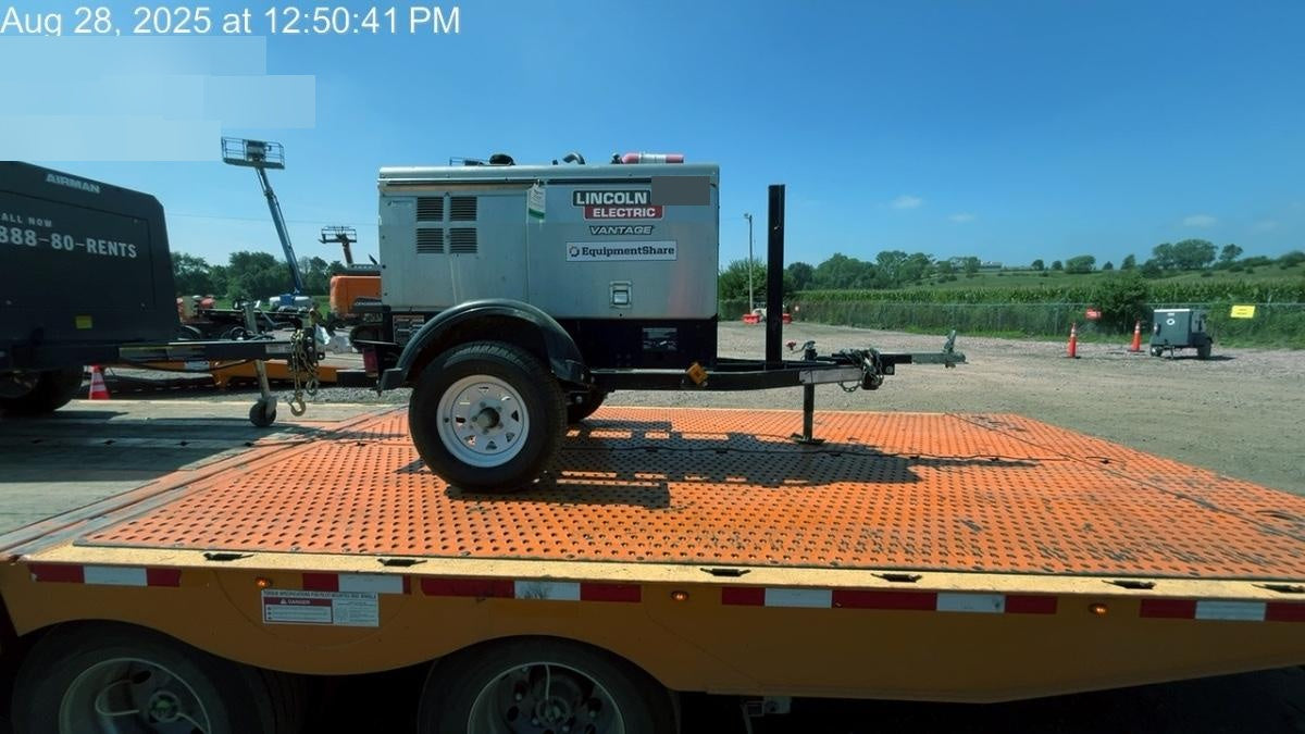 2019 Lincoln Electric Vantage 322 Welder Ready-Pak 3, Two wheel trailer, Fender and Light kit, Cable Rack