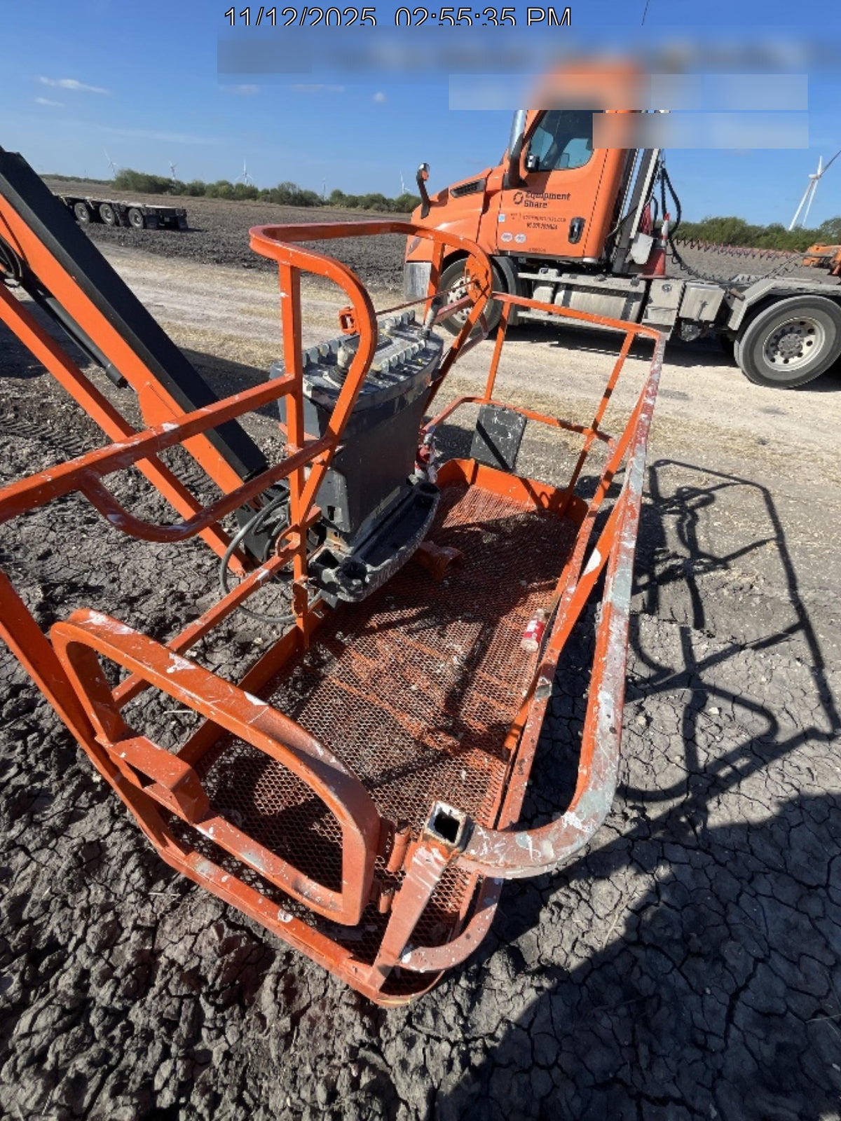2020 JLG 660SJ