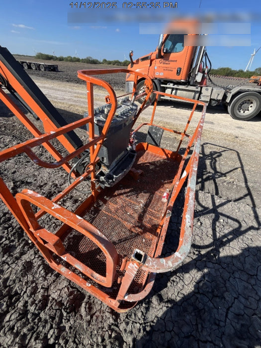 2020 JLG 660SJ