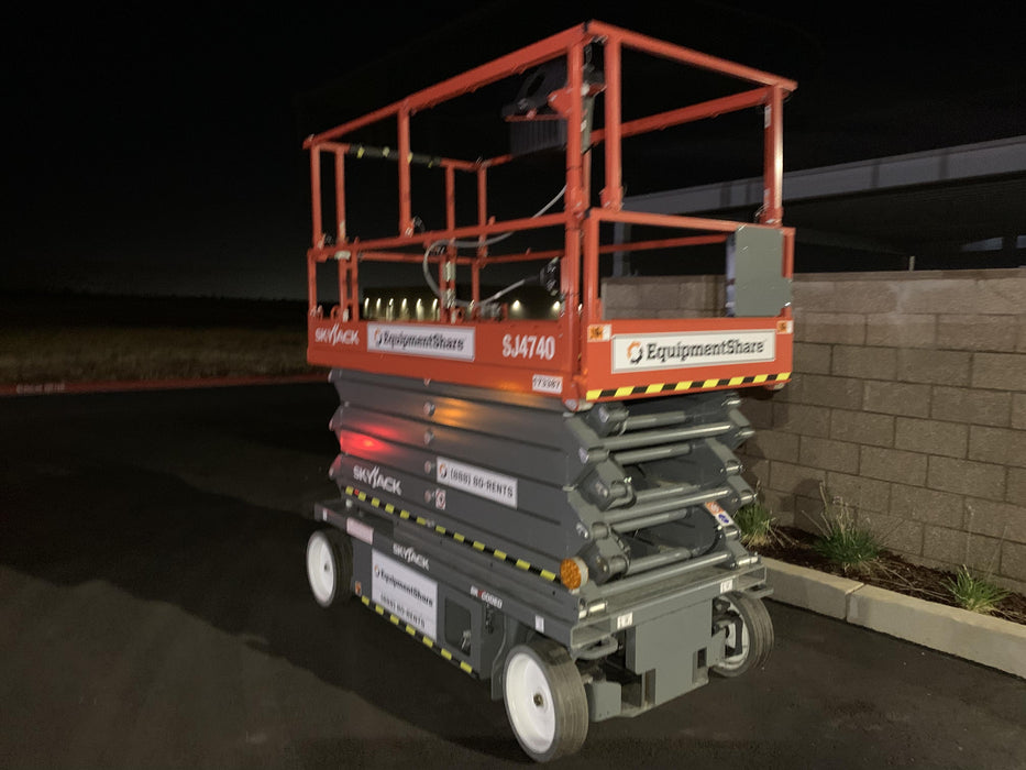 2021 SKYJACK SJ4740