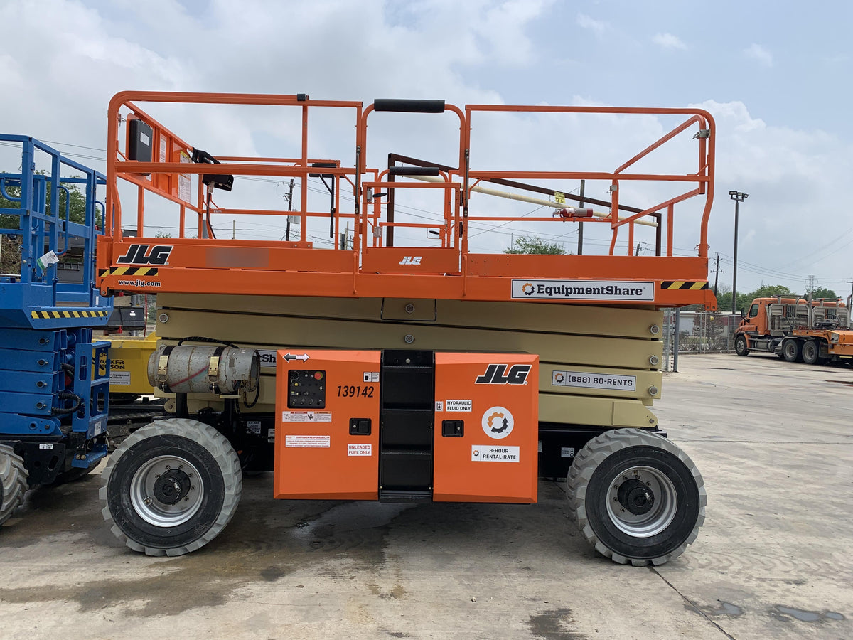 2021 JLG 430LRT