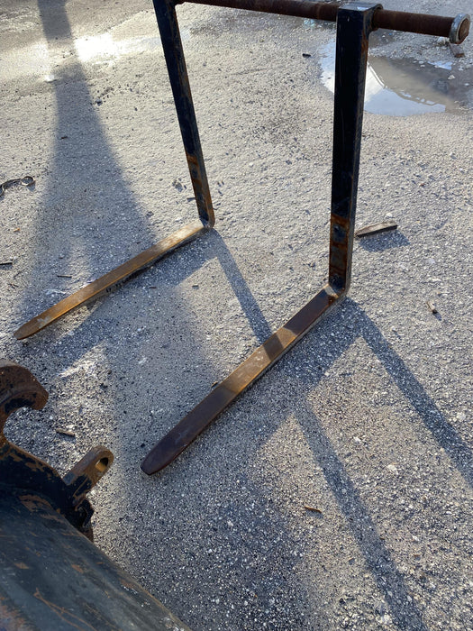 2014 WERK-BRAU 42" Forks - Backhoe