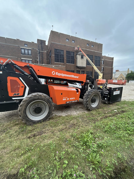 2025 SKYTRAK 10054