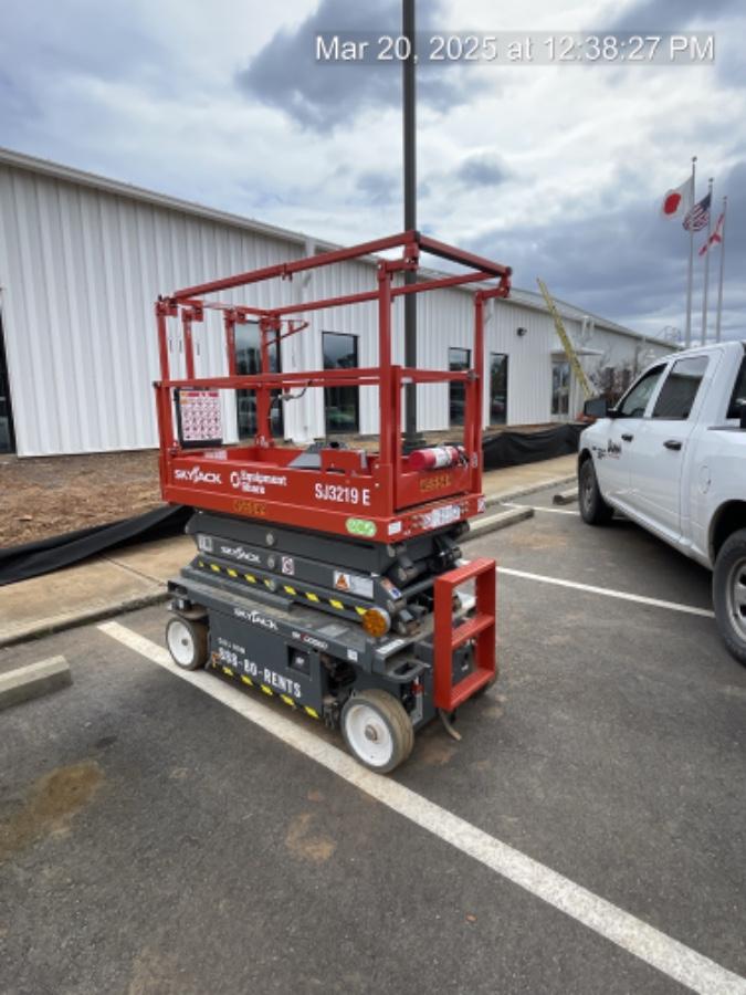 2024 Skyjack SJ3219 Electric Drive, Sld NM Tires, DBcns, RFRails, Power to Platform, T3 + Access Control