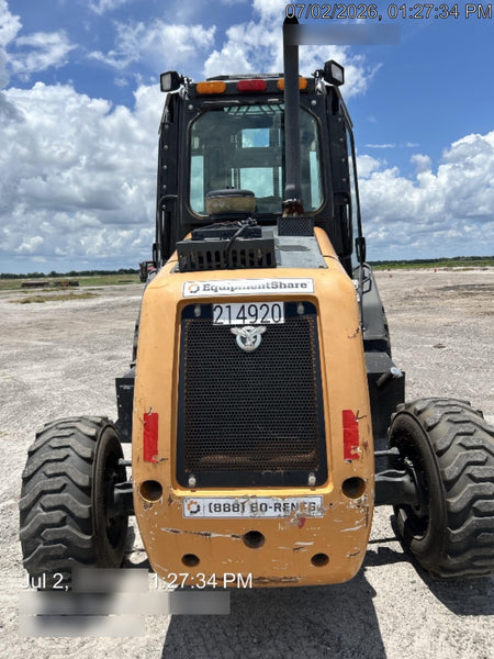 2022 CASE 586H