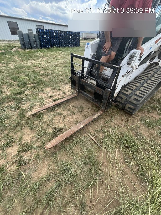 2021 ARROW MATERIAL HANDLING 60" Pallet Forks