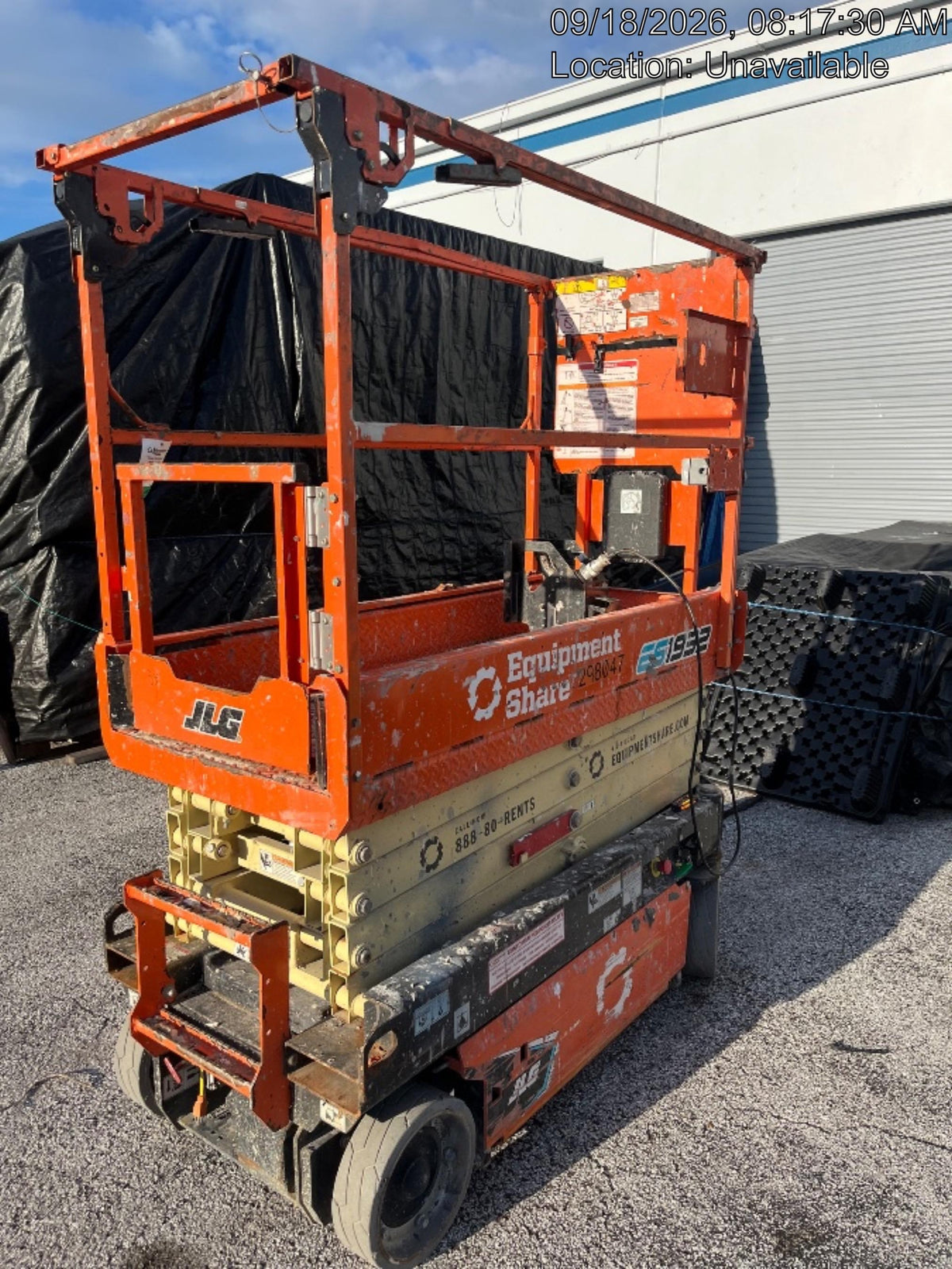 2023 JLG ES1932