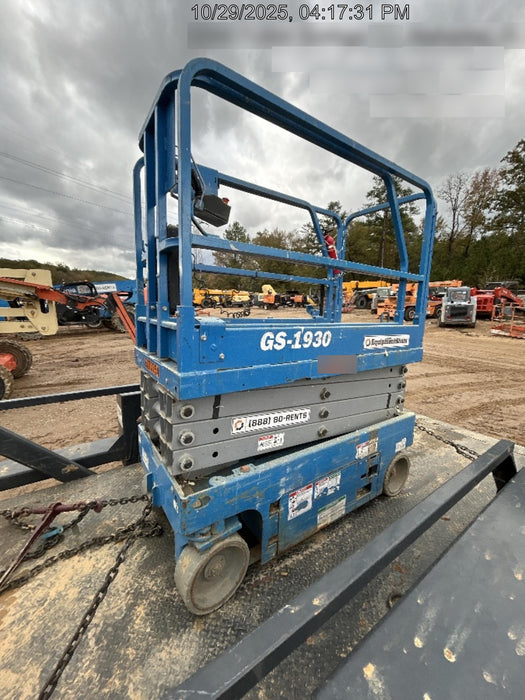 2020 Genie GS-1930 Fixed rails with chain entry gate - Pre A92.20