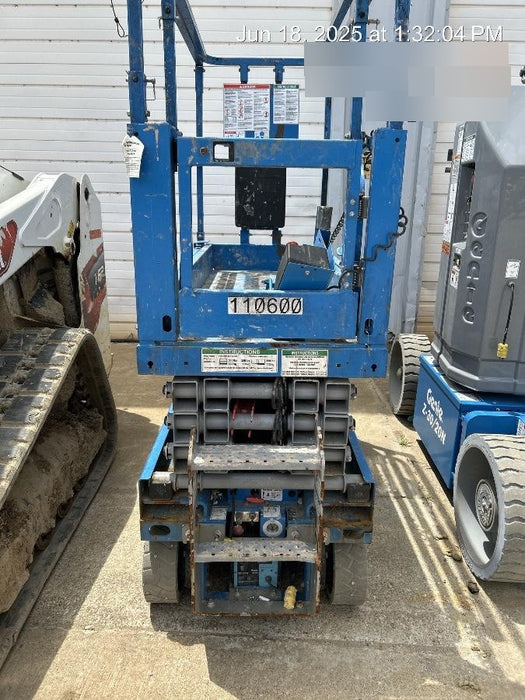 2020 Genie GS-1930 Solid Non Marking Tires, Beacon, Folding rails with half height swing gate