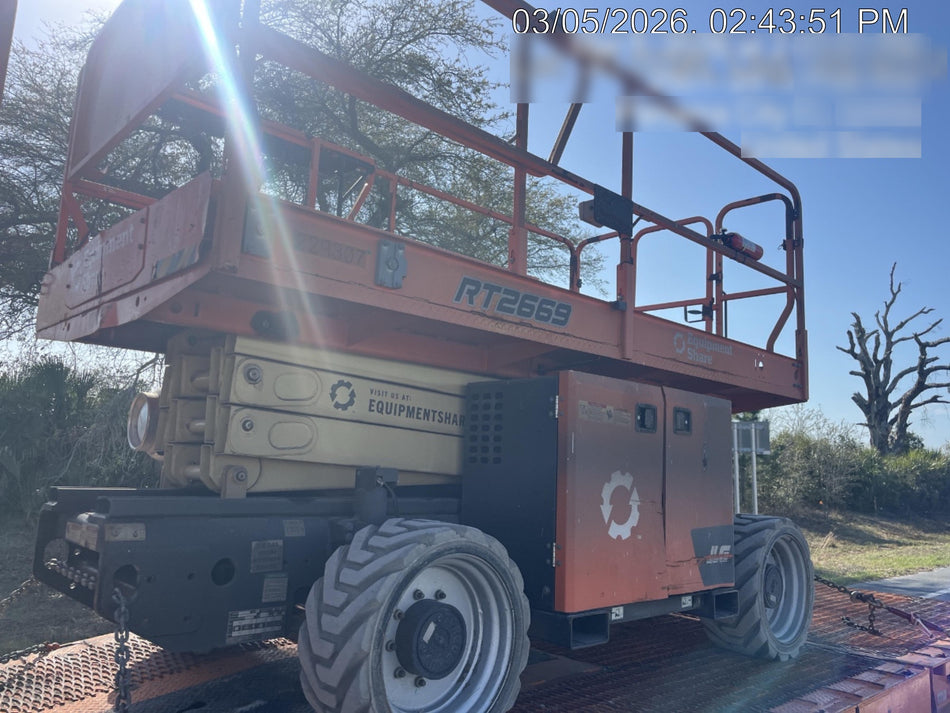 2022 JLG RT2669